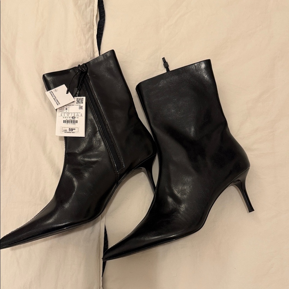 Zara Black Heeled Boots